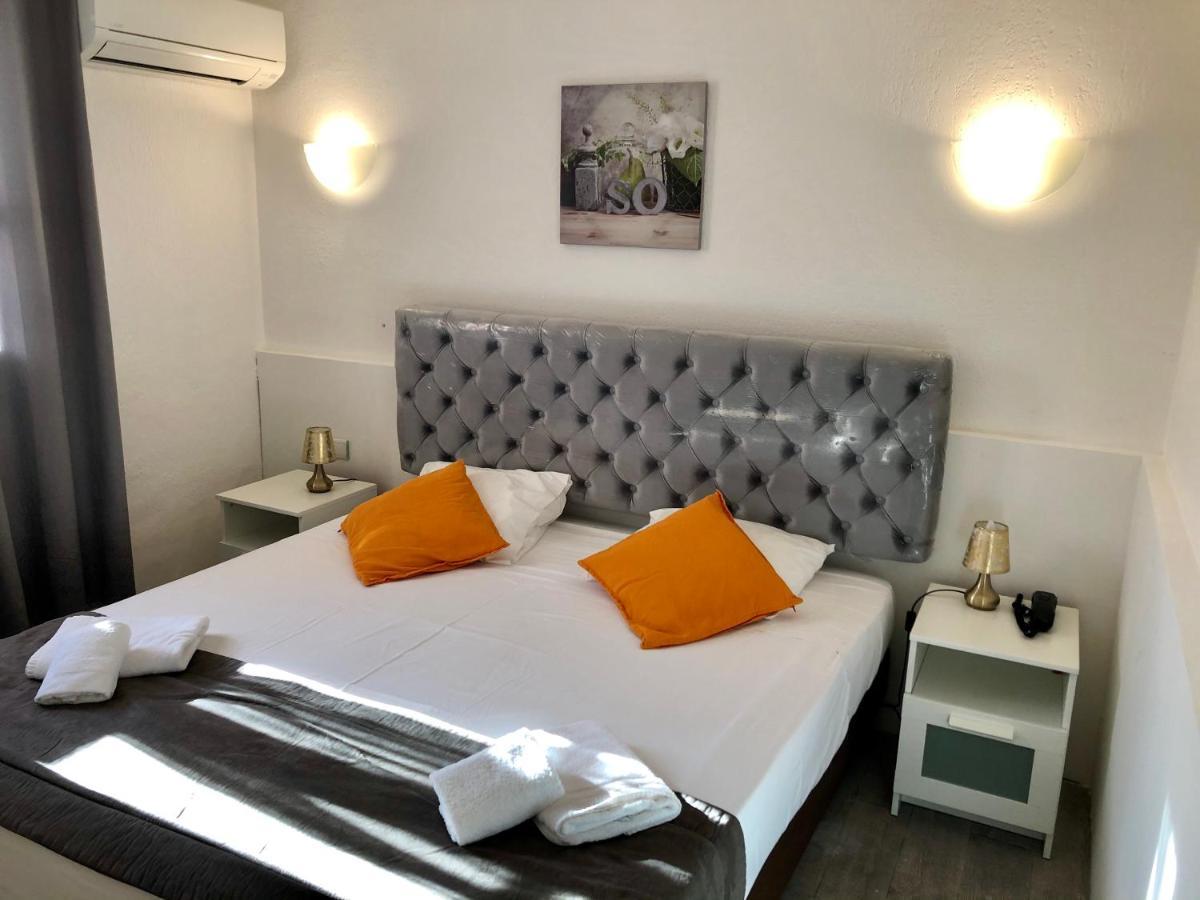 Le Castelet Hotel Saintes-Maries-de-la-Mer Eksteriør billede